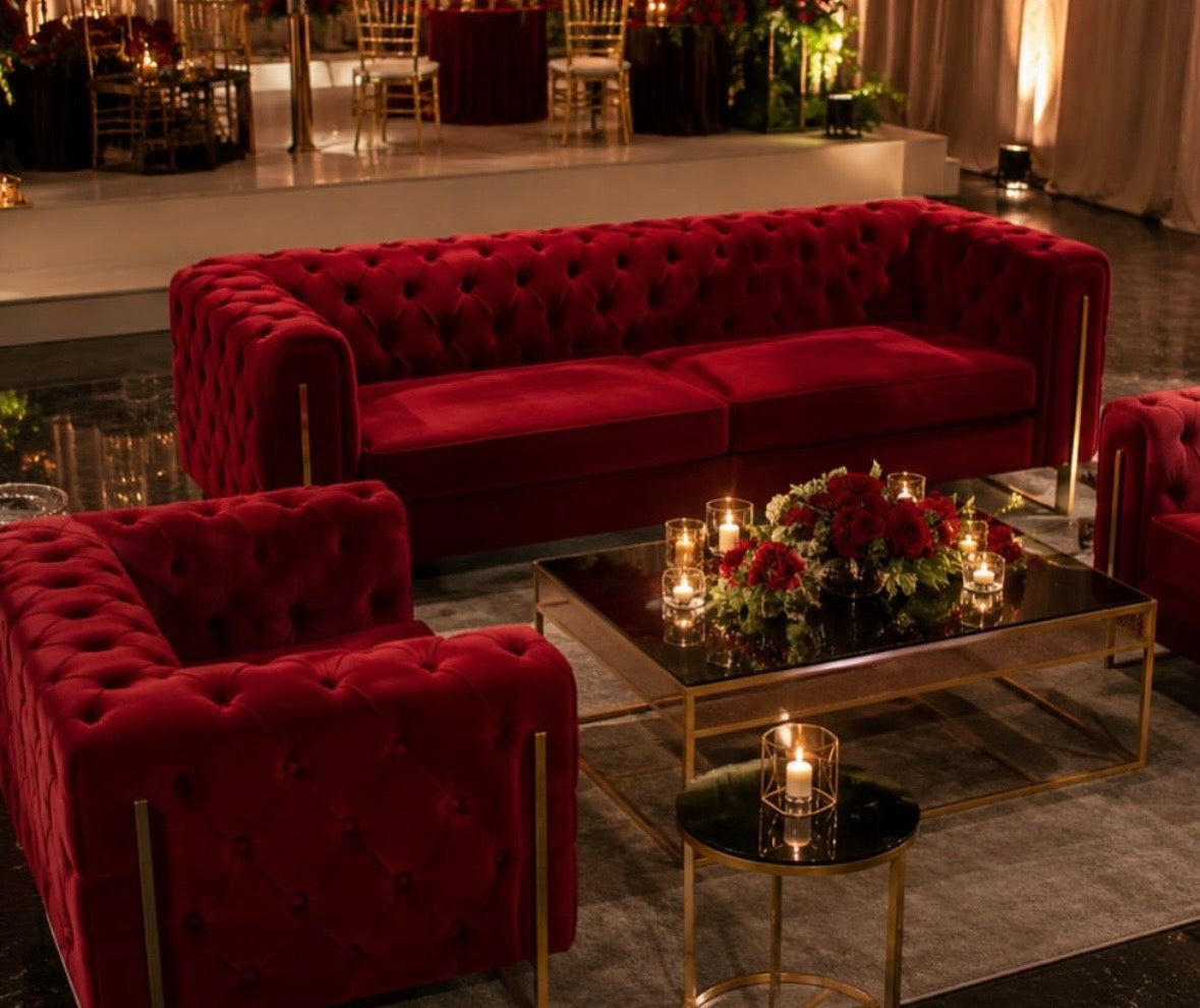 Rouge Sofa