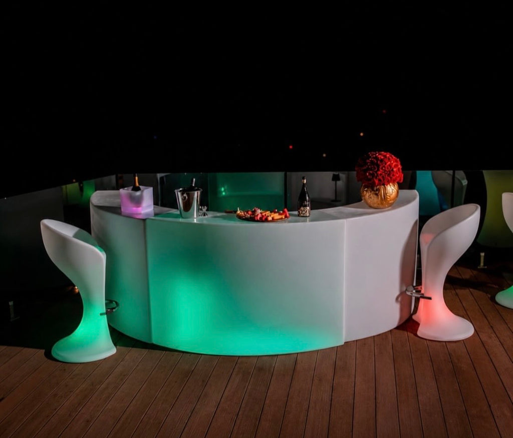 Illuminate Bar